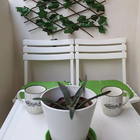 Modern Cozy 10 Min Walk To Skanderbeg Square Tirana