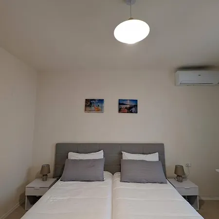 アパート Modern Cozy 10 Min Walk To Skanderbeg Square *