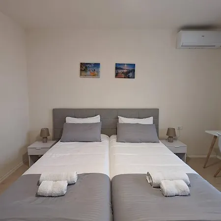 Appartement Modern Cozy 10 Min Walk To Skanderbeg Square Tirana